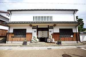 太田酒造店舗外観